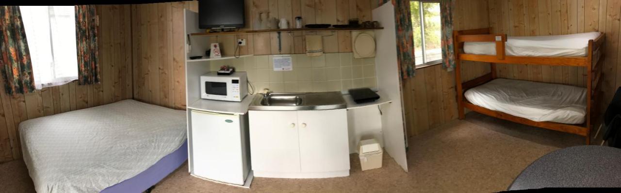 Lake Albert Caravan Park Hotell Meningie Exteriör bild